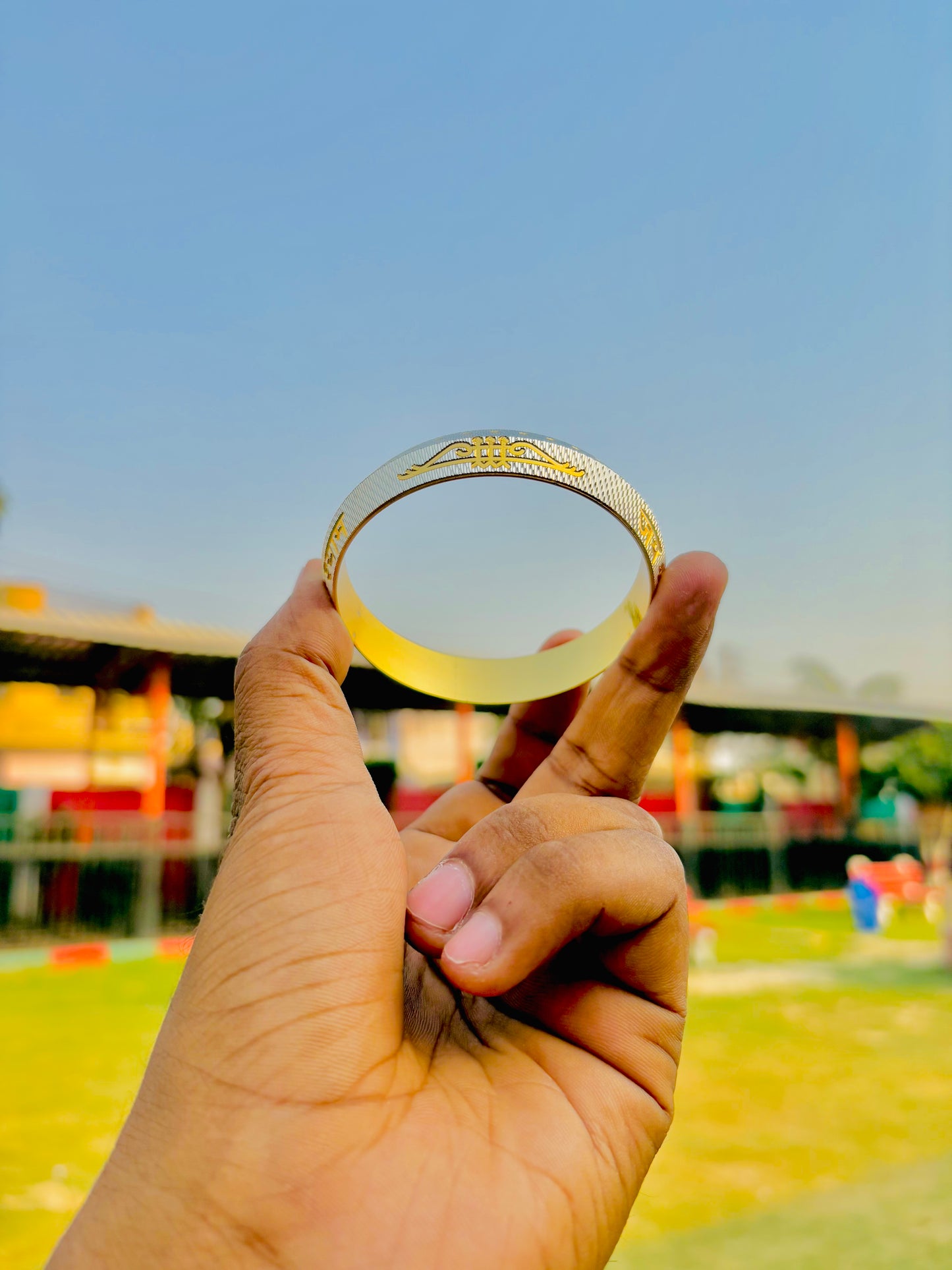 Elegant Gold & Silver - Two Tone Kada with 'Jai Shri Shyam' Engraving – Spiritual & Stylish Accessory